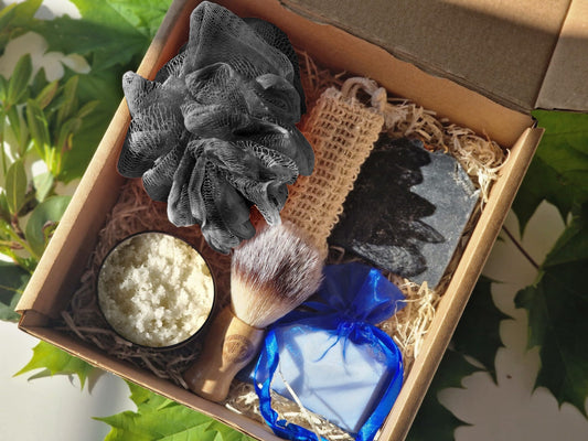 The Perfect Pamper Set for Him - certified palm oil-free, vegan & cruelty free. image 0